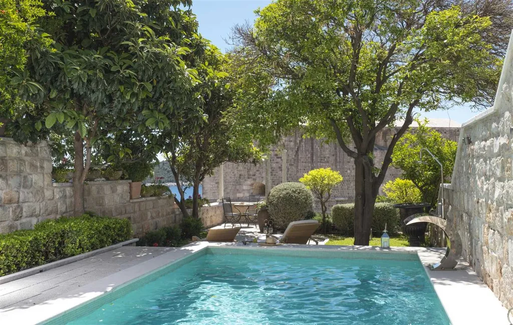 4-Bedroom Stone Villa with Heated Pool in Dubrovnik