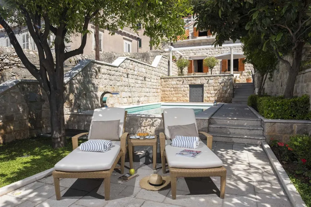 4-Bedroom Stone Villa with Heated Pool in Dubrovnik