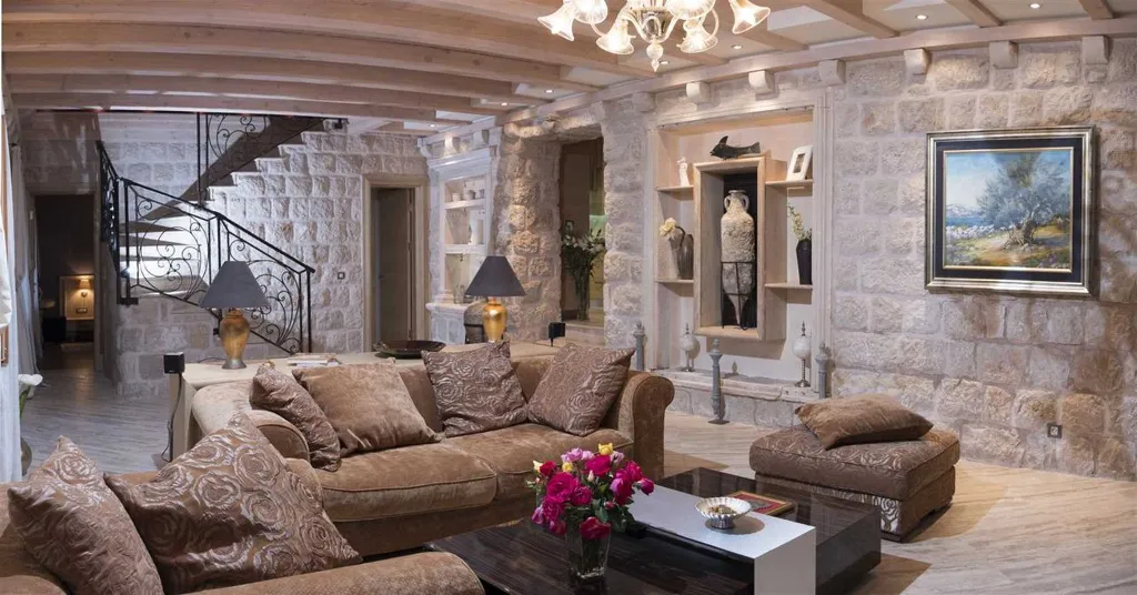 4-Bedroom Stone Villa with Heated Pool in Dubrovnik