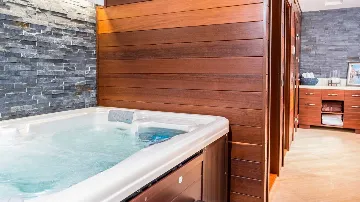 4-Bedroom Stone Villa with Heated Pool in Dubrovnik