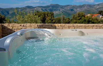 Zrnovo Villa for up to 14 with rooftop infinity pools