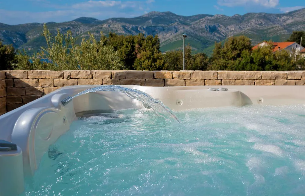 Zrnovo Villa for up to 14 with rooftop infinity pools
