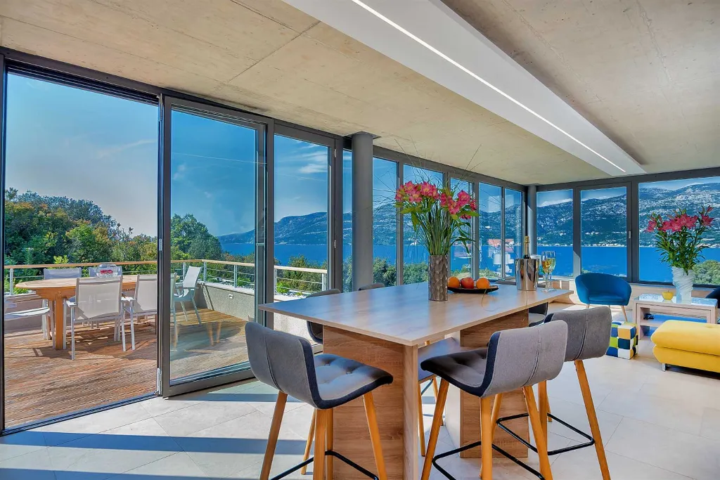 Zrnovo Villa for up to 14 with rooftop infinity pools