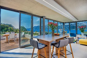 Zrnovo 3-Bedroom Villa for up to 7 with Rooftop Pool