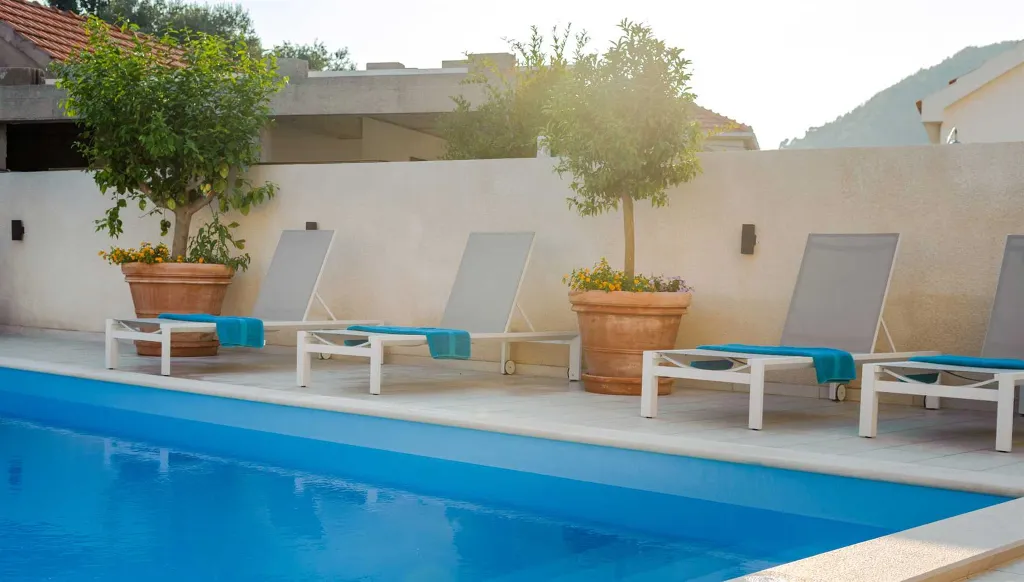 Heated Pool Villa in Prizba for 8 Guests