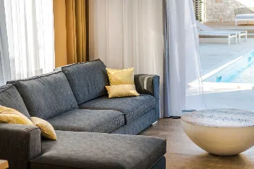 Heated Pool Villa in Prizba for 8 Guests