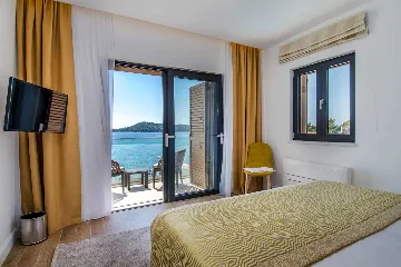 Heated Pool Villa in Prizba for 8 Guests