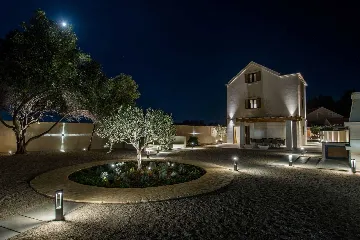 Heated Pool Villa in Prizba for 8 Guests