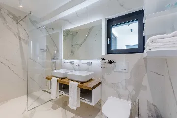 Villa in Sutivan with Heated Infinity Pool