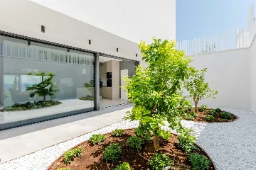 Villa in Sutivan with Heated Infinity Pool