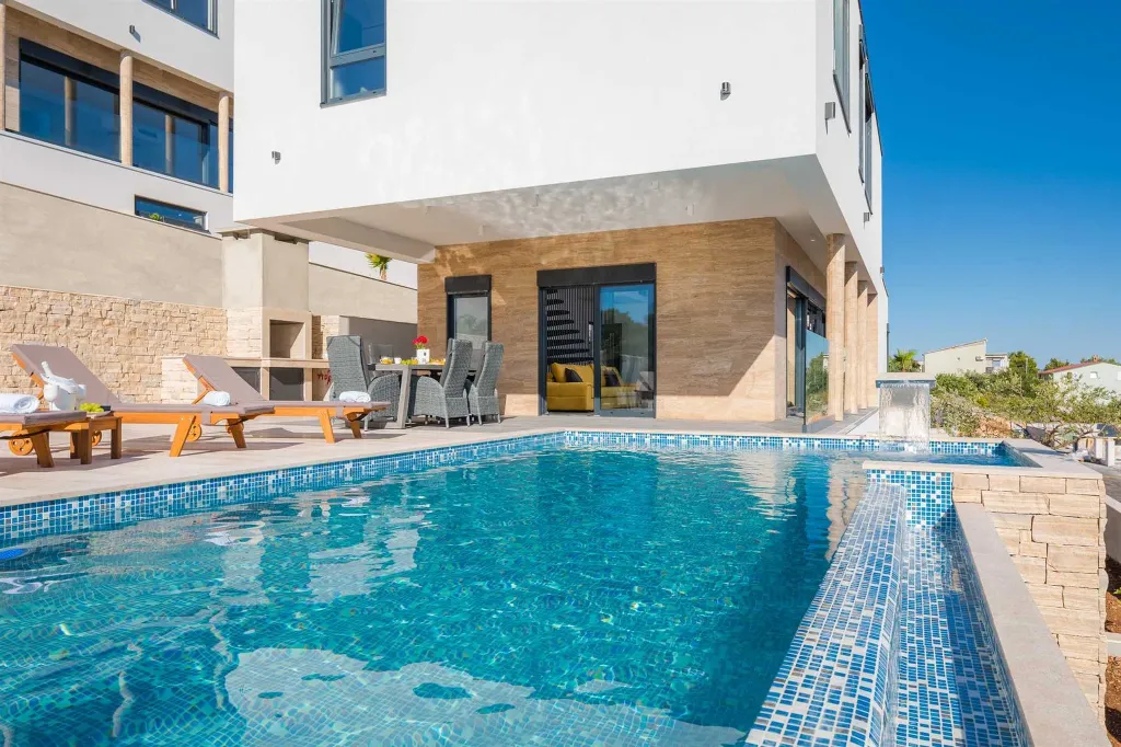 Okrug Gornji Villa for 10 with Infinity Pool