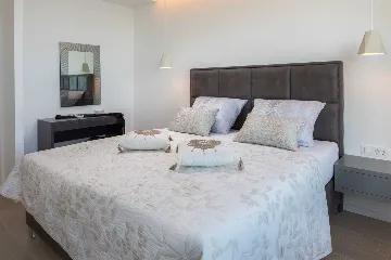 Okrug Gornji Villa for 10 with Infinity Pool