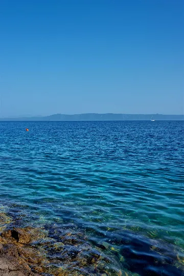 4-Bedroom Villa in Sumartin for 8 Guests