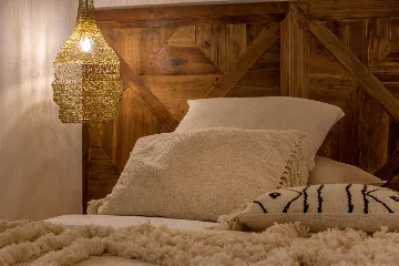 4-Bedroom Villa in Sumartin for 8 Guests