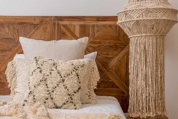 4-Bedroom Villa in Sumartin for 8 Guests