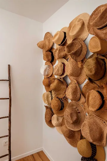 4-Bedroom Villa in Sumartin for 8 Guests