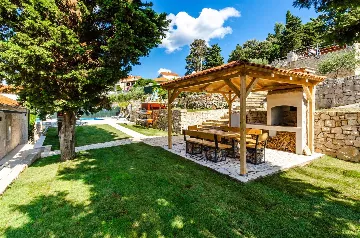 Korčula Villa with Pool for 8+2 Guests