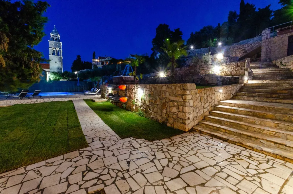 Korčula Villa with Pool for 8+2 Guests