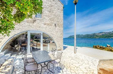 Korčula Villa with Pool for 8+2 Guests