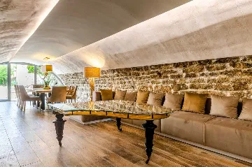 Korčula Villa with Pool for 8+2 Guests