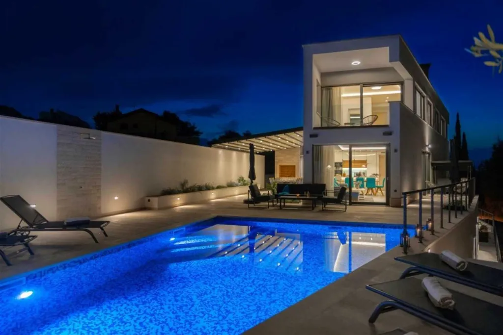 Supetar Villa with Heated Pool and Sauna (8+3)
