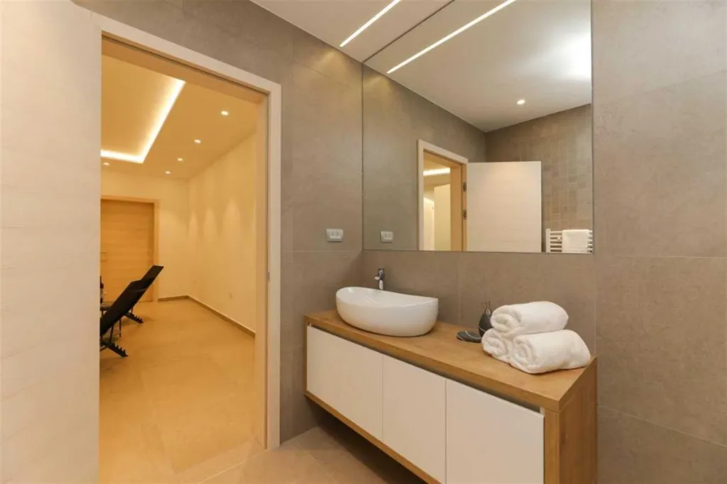 Supetar Villa with Heated Pool and Sauna (8+3)