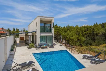Supetar Villa with Heated Pool and Sauna (8+3)