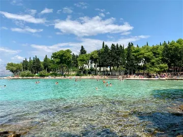 Supetar Villa with Heated Pool and Sauna (8+3)