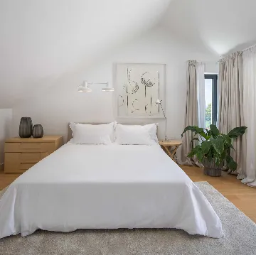 Sutivan Villa Complex with Heated Pools