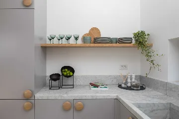 Sutivan Villa Complex with Heated Pools