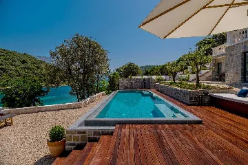 Heated Infinity Pool Villa for 10 in Korčula