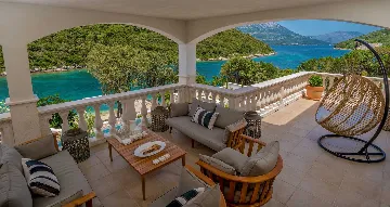 Heated Infinity Pool Villa for 10 in Korčula