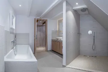 Heated Infinity Pool Villa for 10 in Korčula