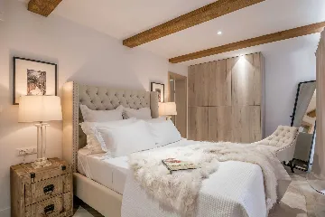 Heated Infinity Pool Villa for 10 in Korčula