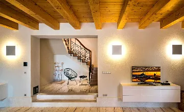 Villa with Pool 10 m from the Beach, Lokva Rogoznica