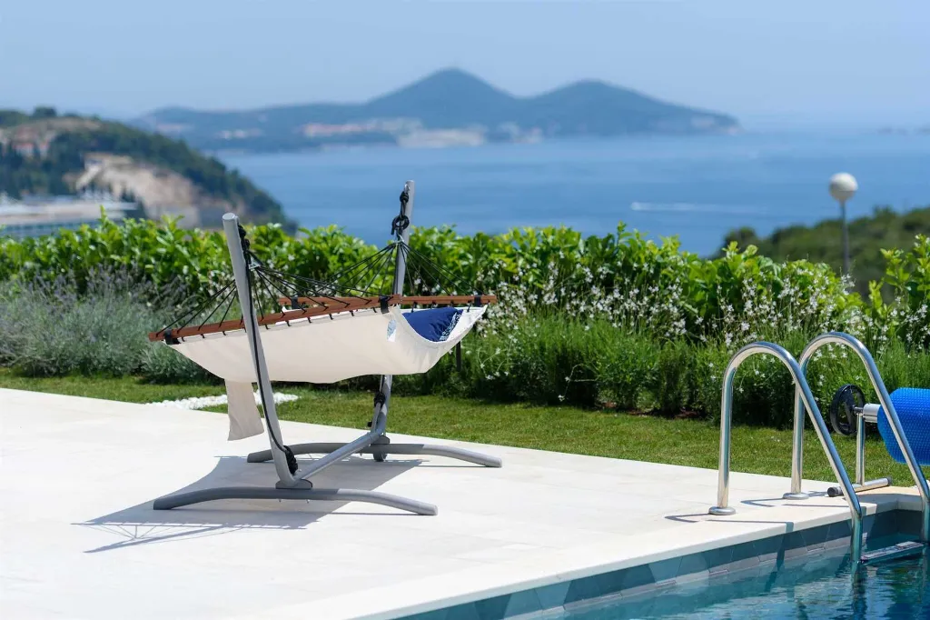 Air-Conditioned 4-Bedroom Villa in Orasac (8 Guests)