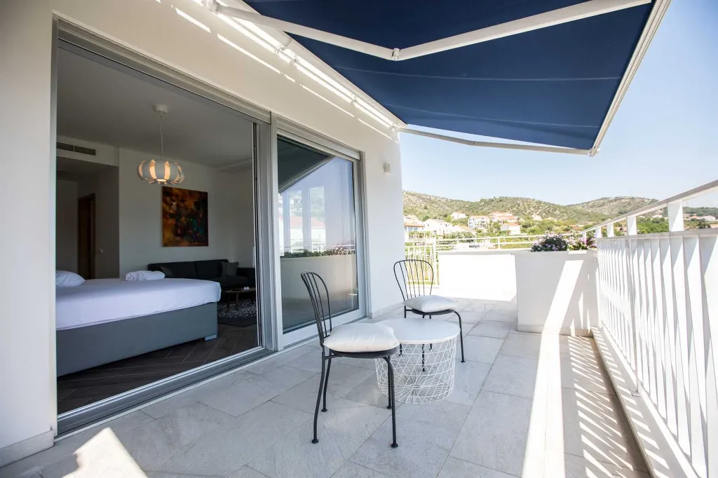 Air-Conditioned 4-Bedroom Villa in Orasac (8 Guests)