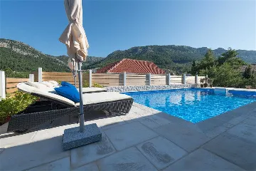 Villa with Private Pool & Sauna in Jelsa
