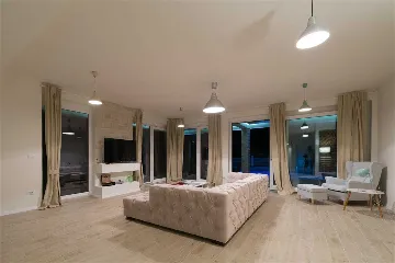 Villa with Private Pool & Sauna in Jelsa