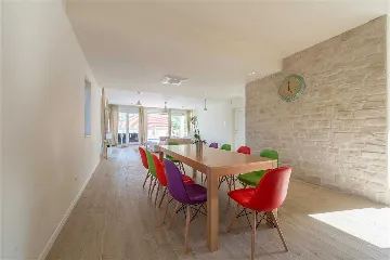 Villa with Private Pool & Sauna in Jelsa