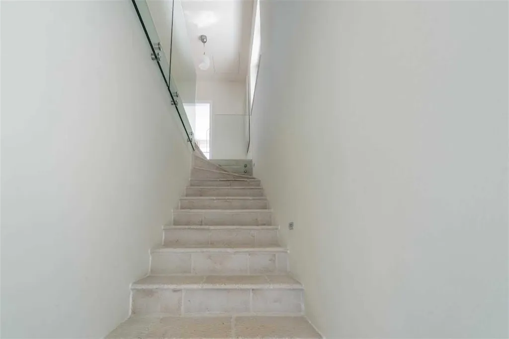 Villa with Private Pool & Sauna in Jelsa