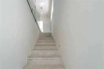 Villa with Private Pool & Sauna in Jelsa