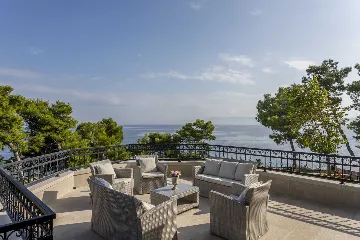 Sumartin Villa with Solar Heated Pool for 14 Guests