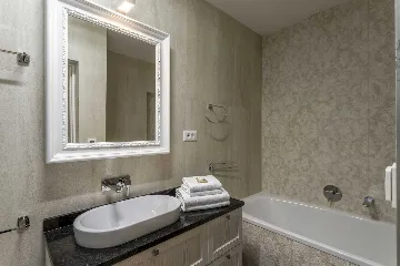 Sumartin Villa with Solar Heated Pool for 14 Guests