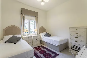 Sumartin Villa with Solar Heated Pool for 14 Guests