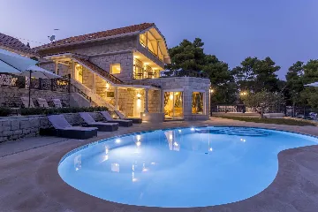 Sumartin Villa with Solar Heated Pool for 14 Guests