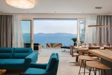 Villa with Heated Pool in Podaci (up to 8 guests)