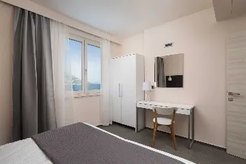 Villa with Heated Pool in Podaci (up to 8 guests)