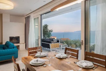 Villa with Heated Pool in Podaci (up to 8 guests)