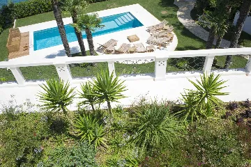 Ciovo Villa with Heated Pool and Sea Access